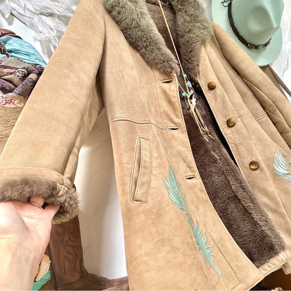 Handpainted Shearling rustic suede AQUA OMBRA leather Gypsy jacket blue feathers - Picture 9 of 16